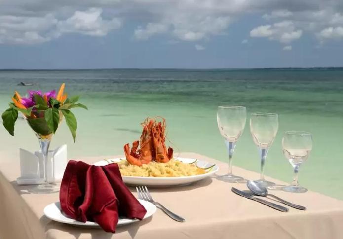 Ahg Maya Bay Resort & Spa Michamvi Dış mekan fotoğraf